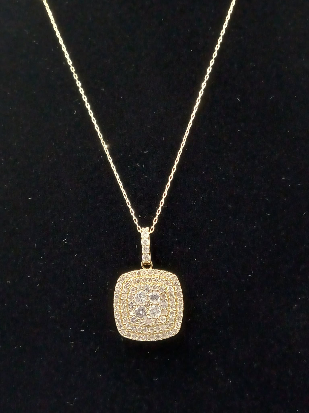 K18 YG Square Cluster Necklace 1ct 3.20g